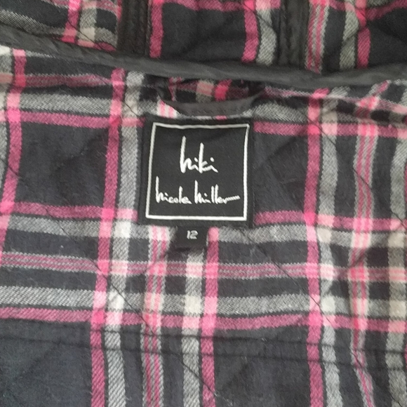 Beautiful 🌹 jacket by Nicole Miller 🌸🍀🌹 - Picture 4 of 8